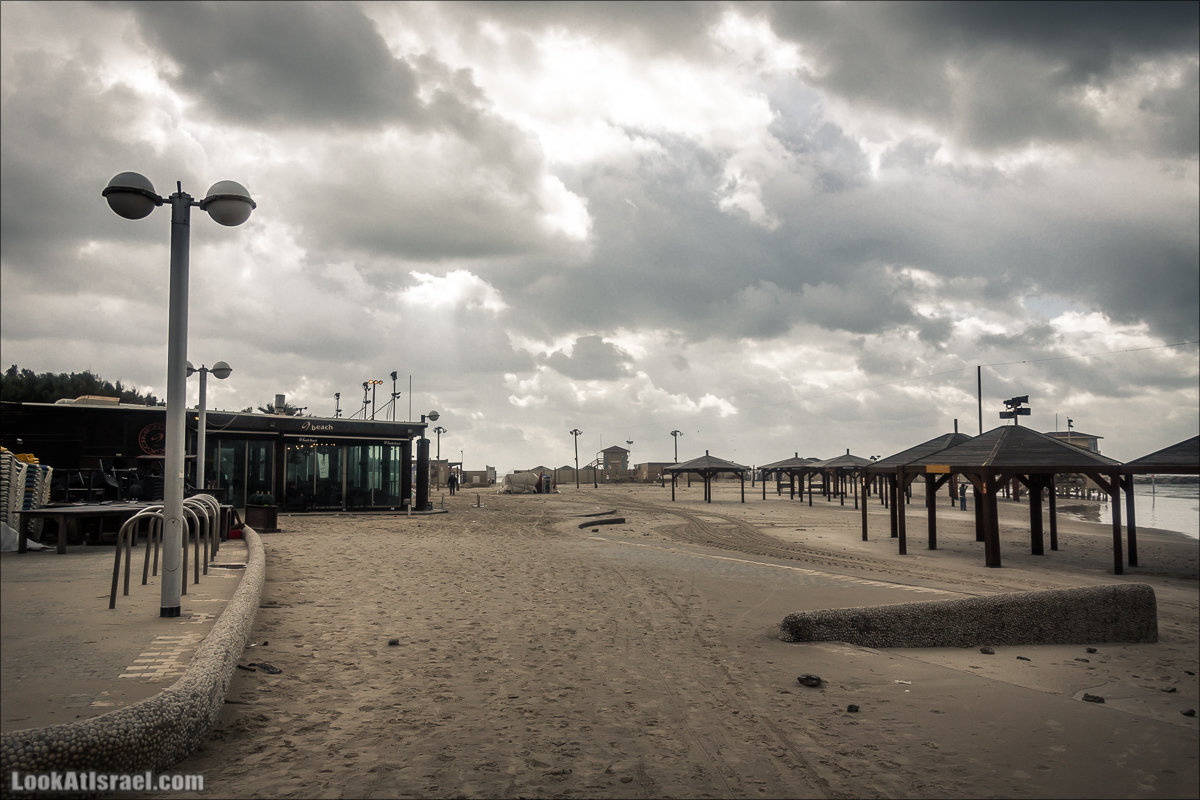 LookAtIsrael.com - Прогулка по дождливому Тель Авиву | Rain in Tel Aviv