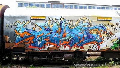 [Graffiti-Alphabets-Mural-Art-Style-On-Train%255B3%255D.jpg]