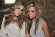 Maddie & Tae