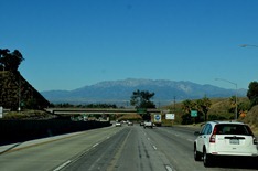 traveling west toward Pasadena traffic is surprisingly light on Interstate 10