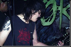 418021_3737158881361_510019180_n