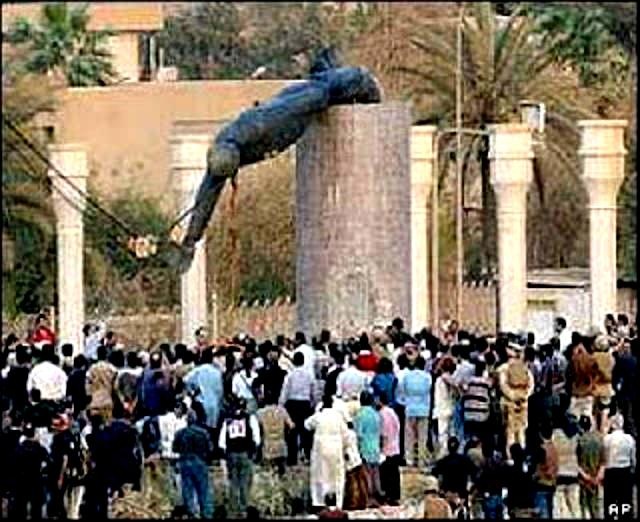 [Crowd%2520Cheers%2520Saddam%2527s%2520Statue%2520toppling%255B4%255D.jpg]