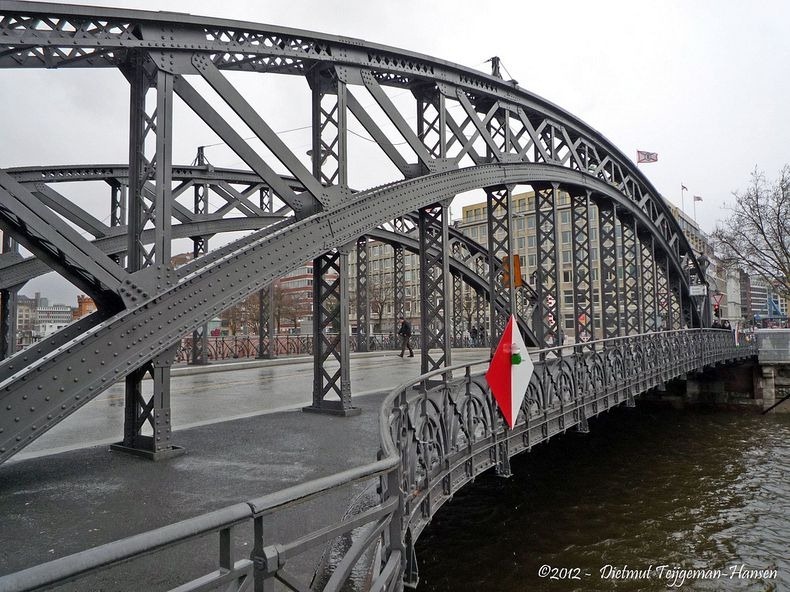 hamburg-bridges-1