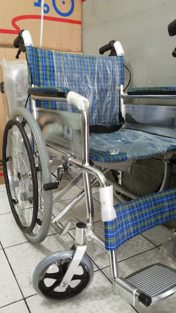 Kursi roda alumunium murah dan  ringan zata medical 2