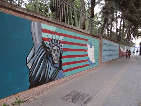 17. Ambasada SUA in Teheran.JPG