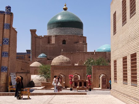 27. Moschee din Khiva.JPG
