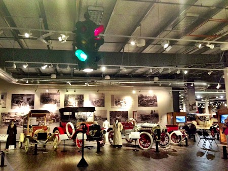 Obiective turistice Alaska: Muzeu masini epoca Fairbanks