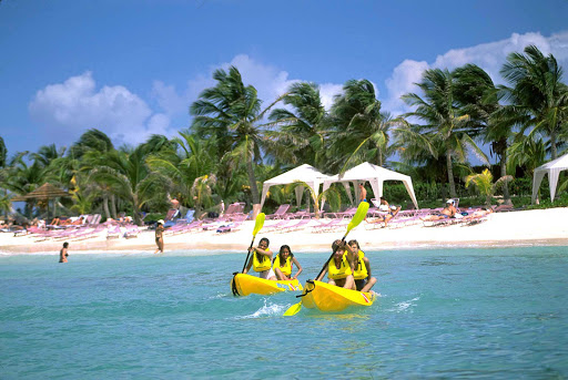 kayaking-in-Aruba - Kayaking on the calm waters of Aruba.