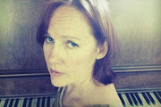 Iris Dement