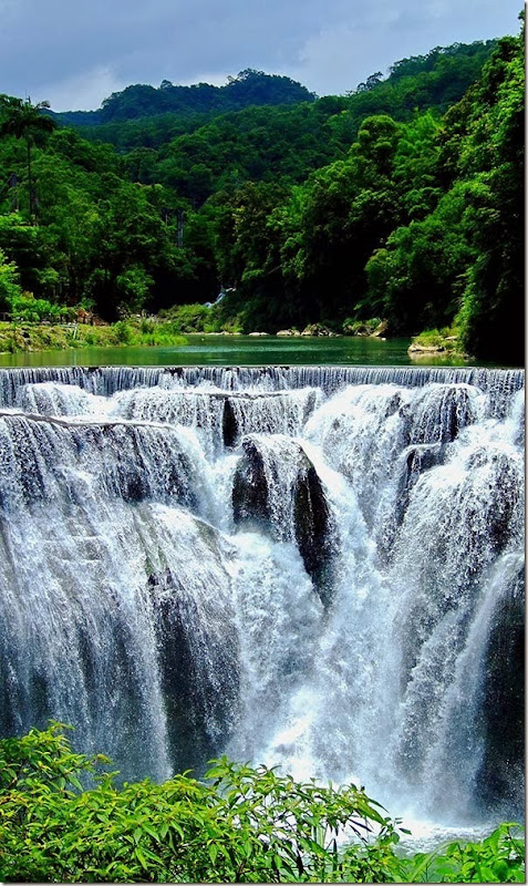 Shifen-Waterfall[6]