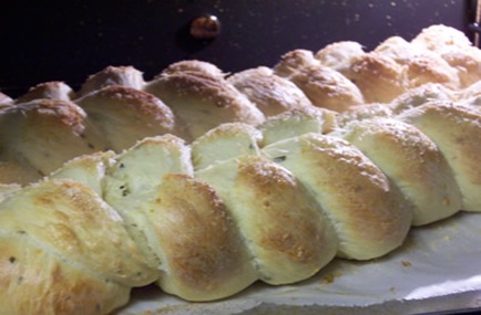 cheese-chive-challah 043