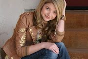 Stefanie Scott