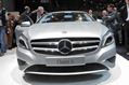 2013-Mercedes-A-Class-hatch-3