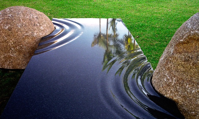 'Stillwater' + 'Rocksack' © Hew Chee Fong + L.M.Noonan 1999 'Stillwater' + 'Rocksack' © Hew Chee Fong + L.M.Noonan 1999