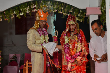 Ceremonia religioasa la nunti in India