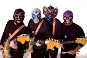Los Straitjackets