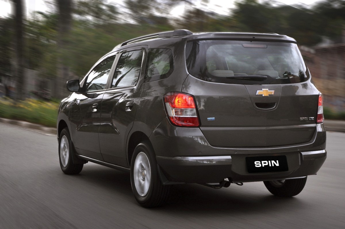[2013-Chevrolet-Spin-Brazil-009-medium%255B2%255D.jpg]