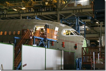 800px-Boeing_787_Section_41_final_assembly