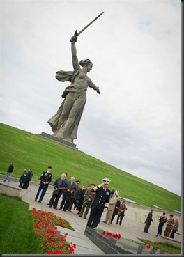 battle-of-stalingrad-war-memorial-mother-russia