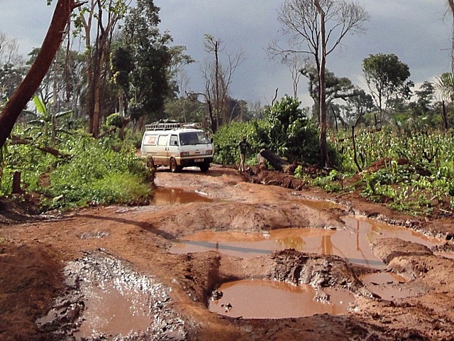 [Congo-Aba-at-Vurra-Julho-2011-136-Co%255B2%255D.jpg]