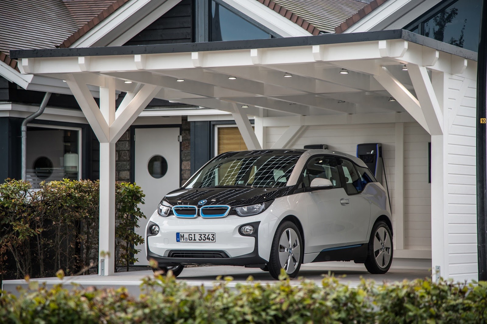 [BMW-i3-3%255B2%255D.jpg]