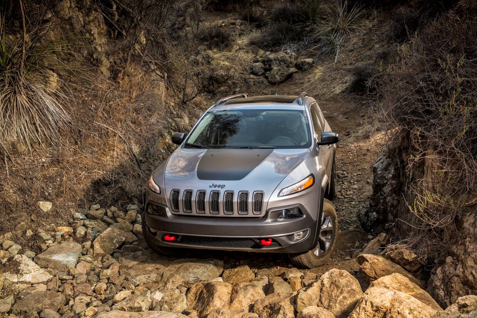 [Jeep-Cherokee_20%255B2%255D.jpg]
