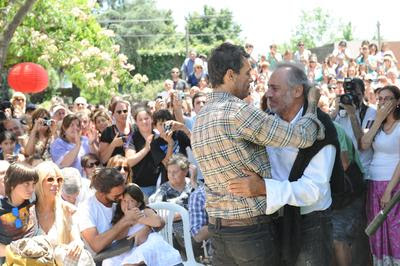 Emotivo abrazo entre Marcelo y Gustavo..JPG