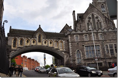Dublín. Dublinia y Arco que la une a la Catedral de la Stma. Trinidad - DSC_0467