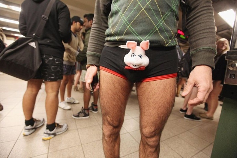 no-pants-ride-2012-22%255B2%255D.jpg