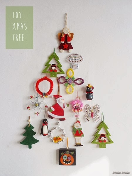 [toy-Christmas-tree-112.jpg]