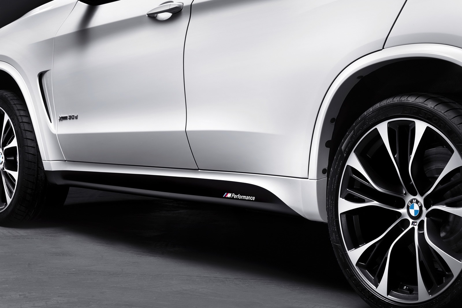 [BMW-X5-5%255B2%255D.jpg]