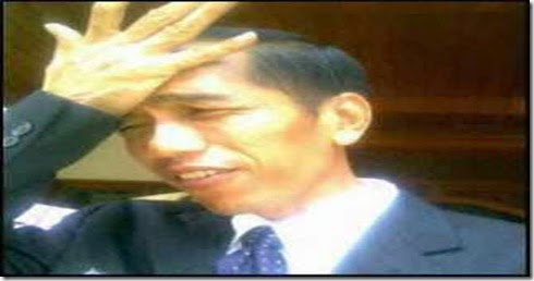 jokowi pening