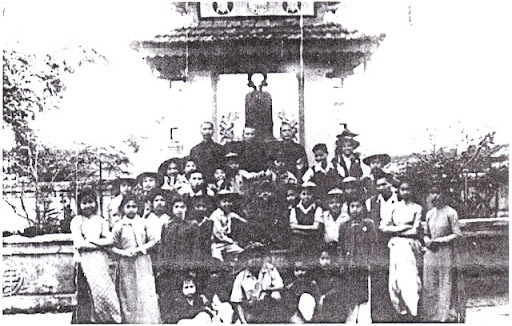 Trưởng Bùi Ngọc Bách & GĐPT Vĩnh Yên (Bác Việt) 1952