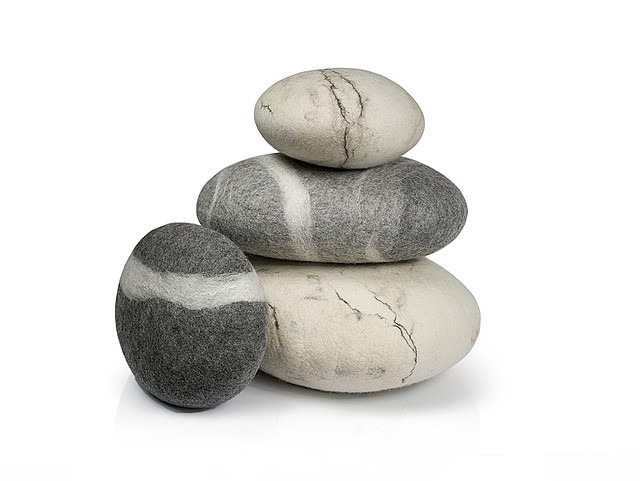 [pufy_kamien_stone__fivetimesone_mesm.jpg]