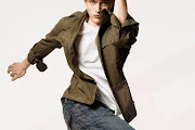 Lucas Grabeel