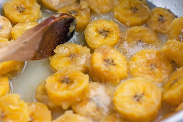 [Cook%2520plantains%2520with%2520coconut%2520milk%255B4%255D.jpg]