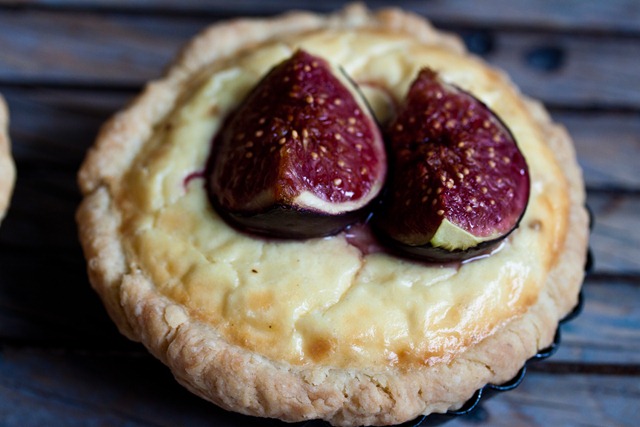 Ricotta Tart with caramelized figs (2 von 3)