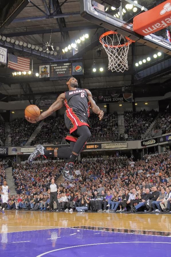 James Takes Flight In Sacramento In New Nike Lebron 11 Away Pes Nike James Takes Flight In Sacramento In New Nike Lebron 11 Away Pes Nike