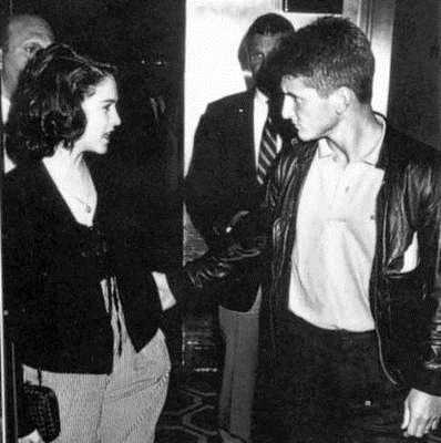 [5f4f9c7a0b98%255B4%255D.jpg]