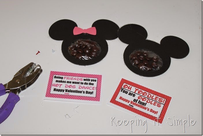 Mickey mouse and Minnie Mouse Homemade Valentines with Printable (7)