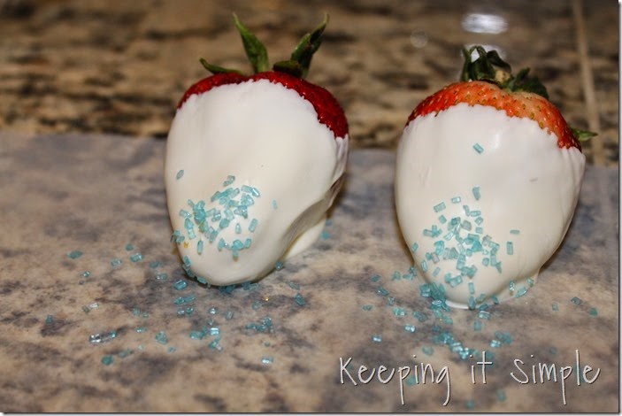 red-white-and-blue-chocolate-covered-strawberries (3)