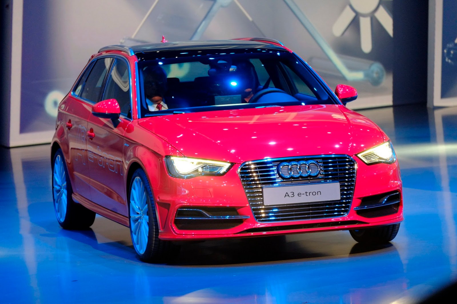 [VW-Group-Night-Event-4%255B2%255D.jpg]