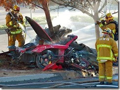 Porshe Carrera GT Merenggut Nyawa Paul Walker dalam Kecelakaan Tunggal (2)