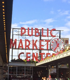 pike market sign (1 of 1)