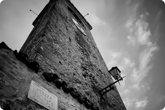 Castelvetro-di-Modena-Torre-dellorologio