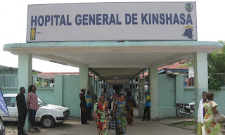 Entrée principale de l'Hôpital général de Kinshasa.