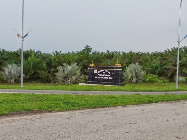 [DSCN27512.jpg]