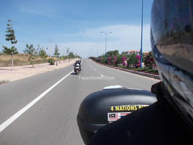 [DSCN21012.jpg]