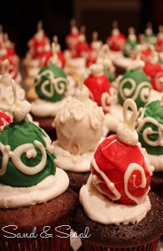 ornament cupcakes 