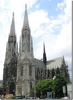 the-massive-vienna-cathedral